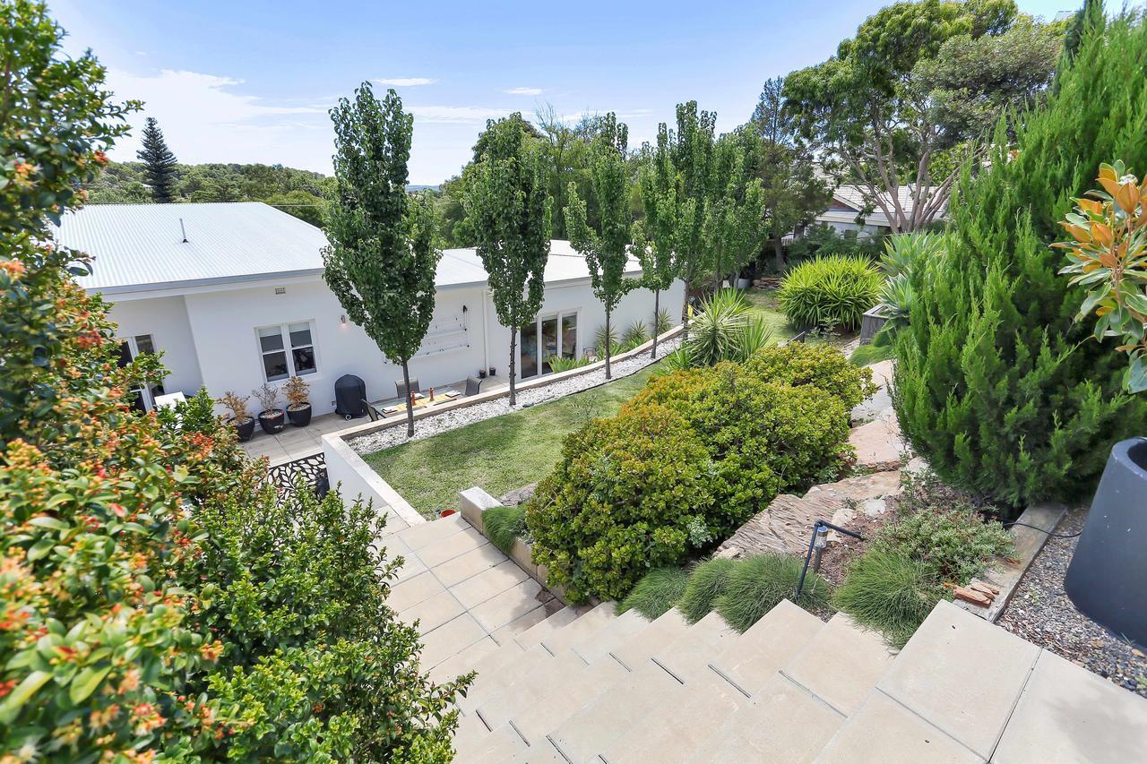 Barossa White House The West Wing Bed & Breakfast Angaston Bagian luar foto
